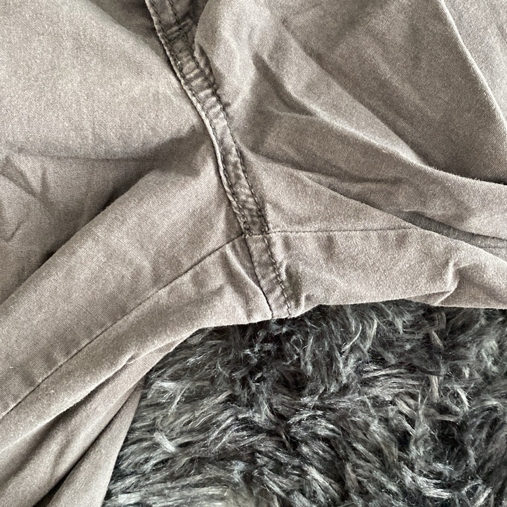 Old Navy dark grey shorts - Picture 5 of 17